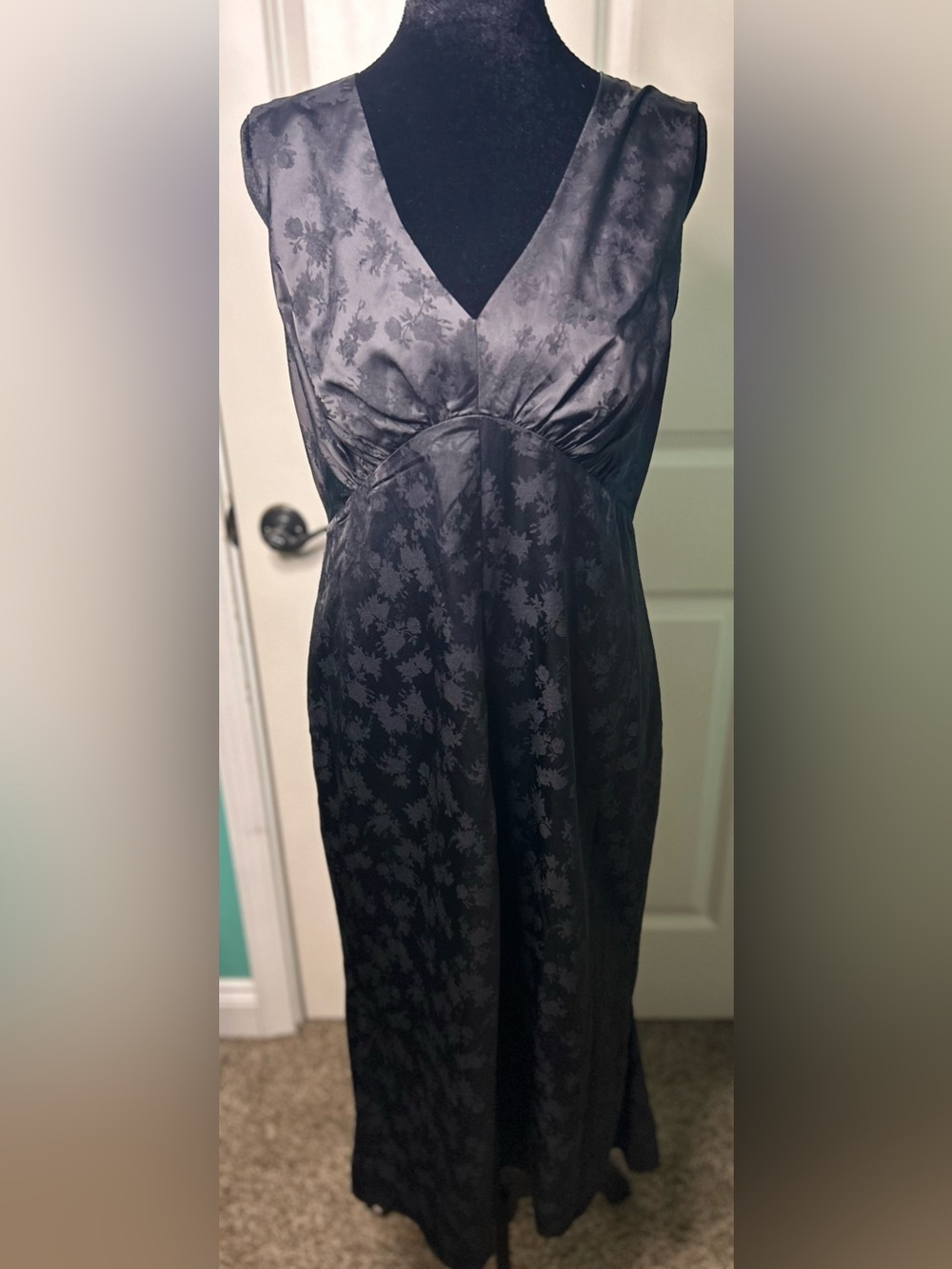 BCBG Black Satin Floral Jacquard Empire Waist Slip Dress Midi 90s Grunge Y2K sty